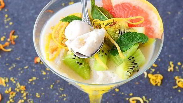 ШАГ 11. десерт из сметаны и желатина с фруктами