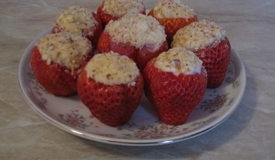 Рецепт десерт клубничка