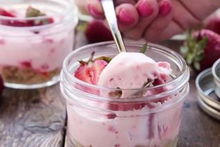 Десерт Клубничный чизкейк