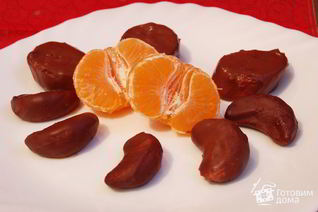 Фрукты в шоколаде