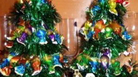 ШАГ 4. елка из конфет