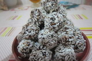 Конфеты из фиников