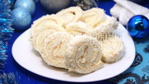 ШАГ 12. бисквитный рулет с кремом и кокосовой стружкой