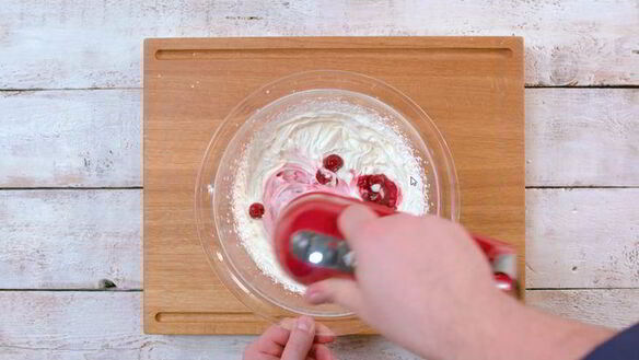 ШАГ 7. блинчики со сливочно-вишневым кремом