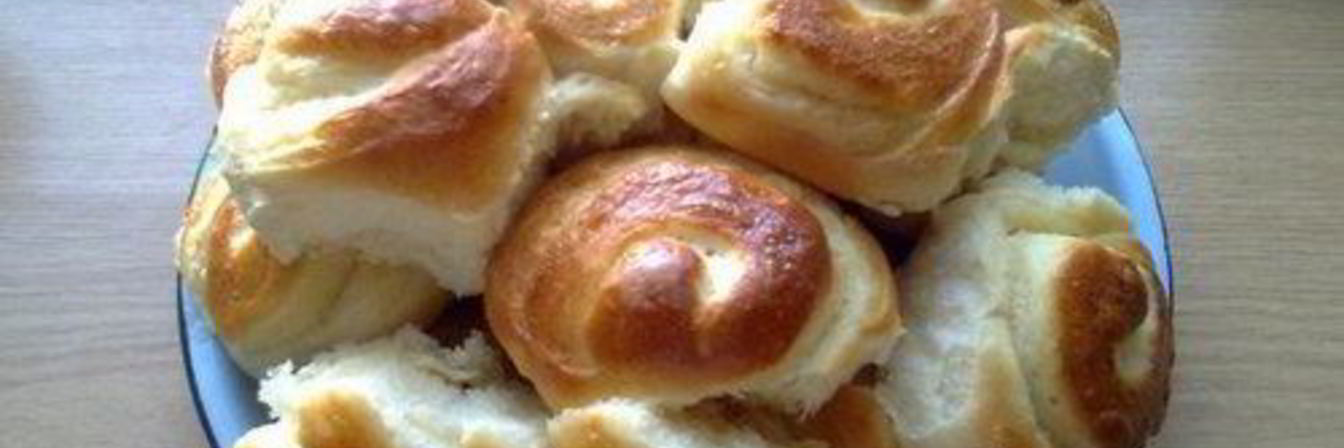 Бриоши с заварным кремом Патисьер