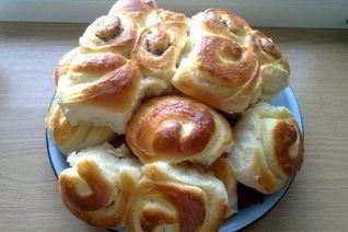 Бриоши с заварным кремом Патисьер