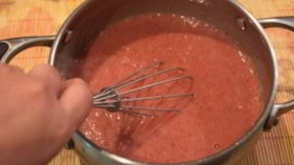 ШАГ 4. клубничный крем