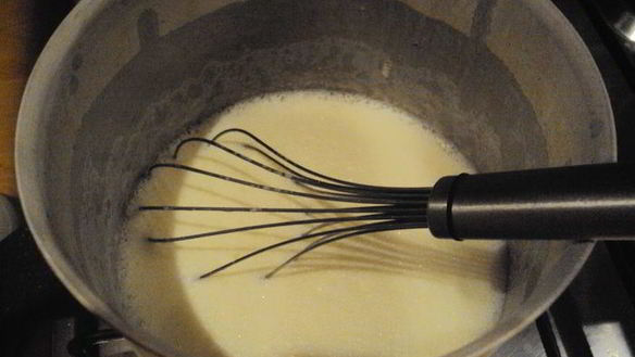 ШАГ 3. крем-брюле с яблоками и изюмом