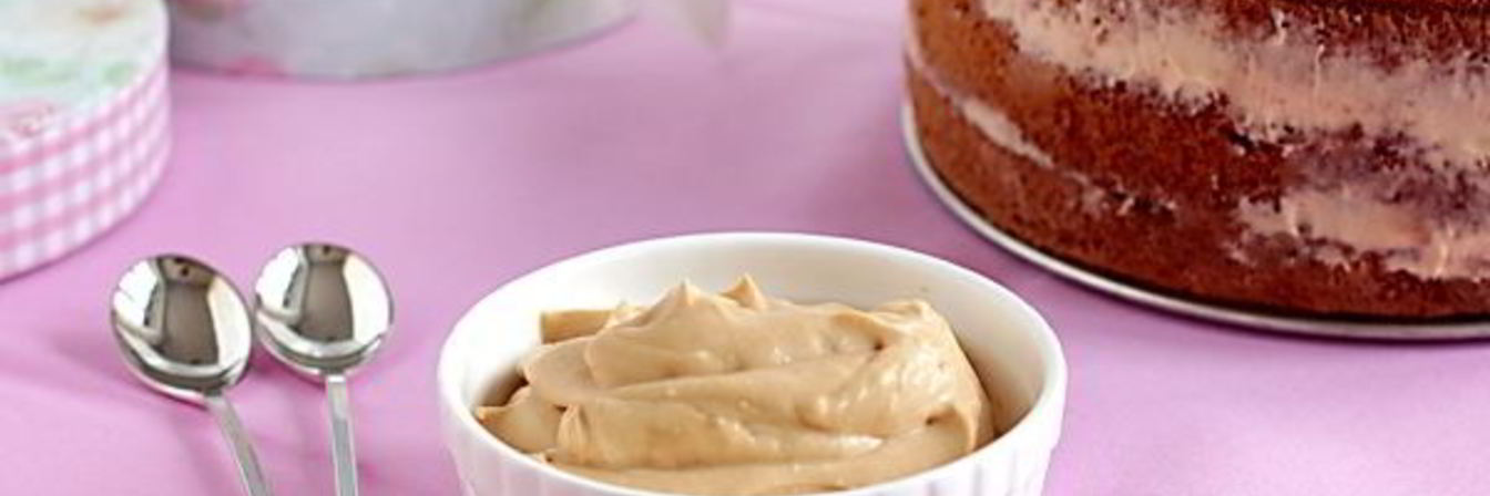 Крем из сметаны и сгущенки для торта