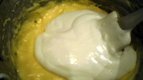 ШАГ 7. малиновый десерт с кремом патисьер и штрейзелем