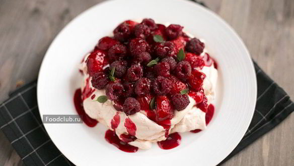 ШАГ 9. павлова с заварным кремом и ягодами