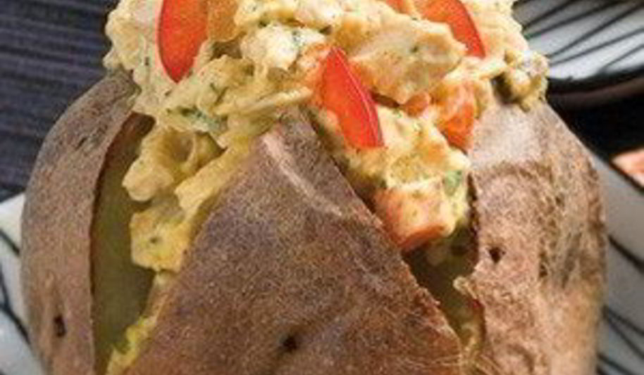 Рецепт печеный картофель на гриле с кремом из авокадо