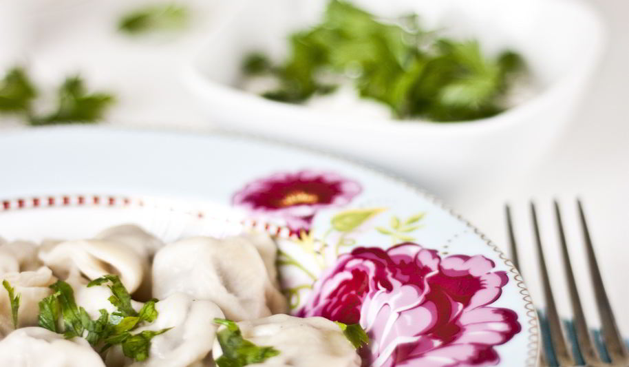 Рецепт пельмени с рыбой и кремом-фреш