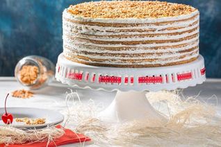 Песочные коржи со сметанным кремом