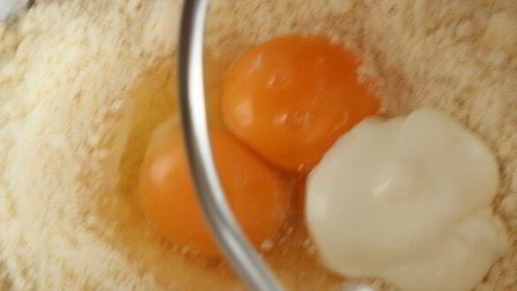 ШАГ 2. пляцок с заварным творожным кремом