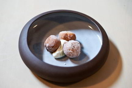 Пончики с ванильным кремом