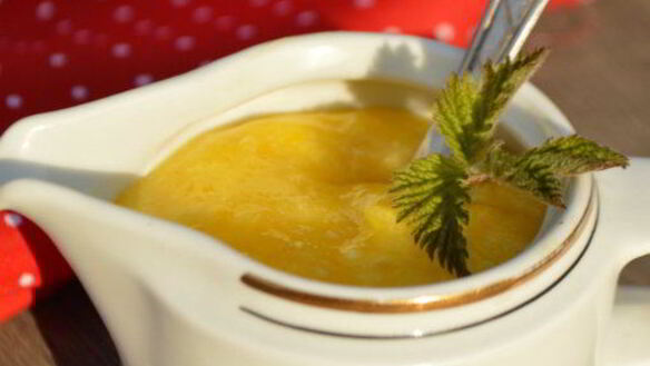 ШАГ 6. рулет с лимонным кремом и ягодами