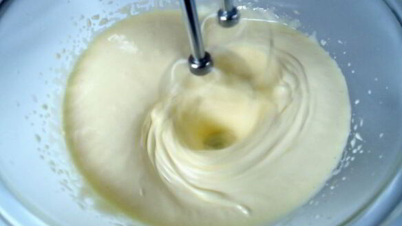 ШАГ 6. шоколадный рулет с трюфельным кремом