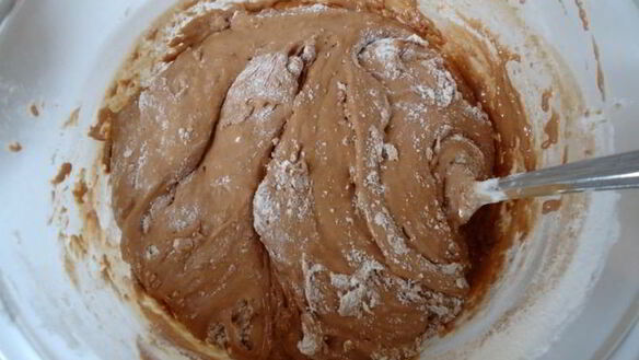 ШАГ 9. шоколадный рулет с трюфельным кремом