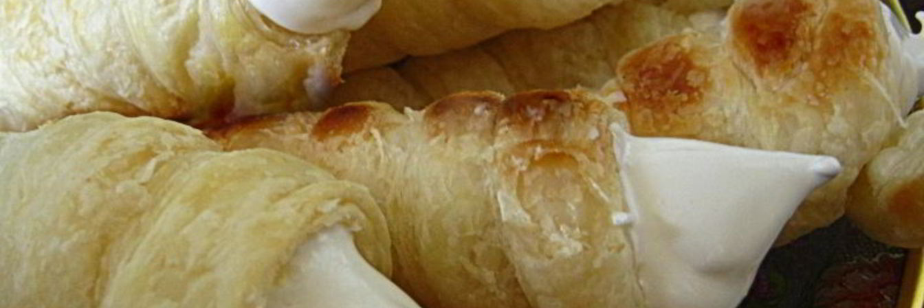 Слоеные трубочки с белковым кремом