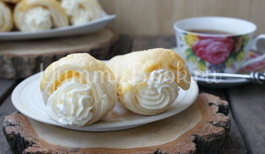 Рецепт слоеные трубочки с кремом