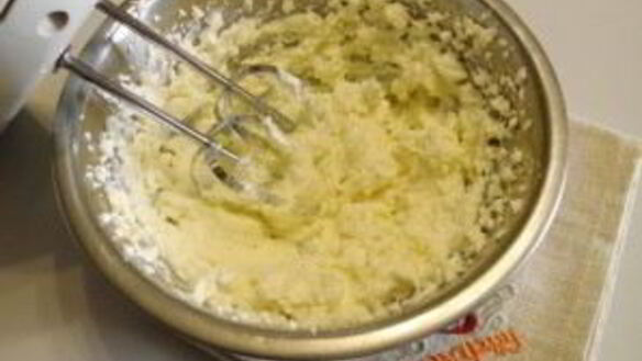 ШАГ 3. сырный крем для торта