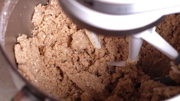 ШАГ 6. яблочные печенья с отрубями, кунжутом и творожным кремом