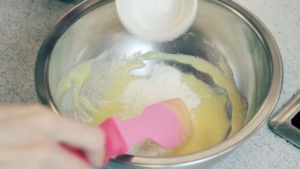 ШАГ 10. ягодные корзиночки с заварным кремом