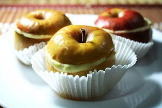 Запеченные яблоки с творожным кремом