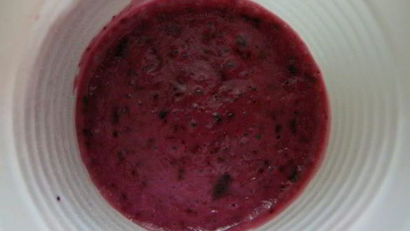 ШАГ 5. черносмородиновое мороженое с йогуртом