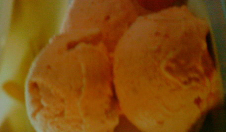 Рецепт домашнее мороженое с клубникой