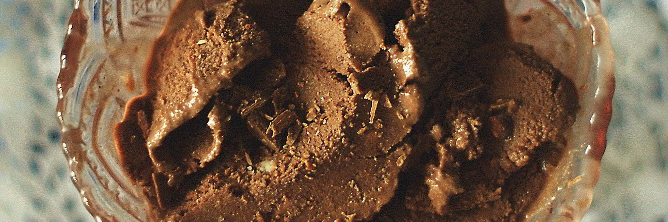 Итальянское шоколадное мороженое Gelato