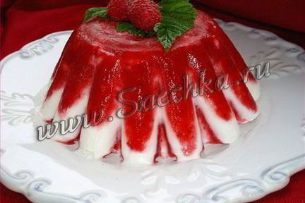 Клубнично-творожное мороженое