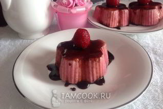 Клубничное мороженое в шоколадной глазури