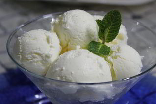 Лимонно-сливочное мороженое