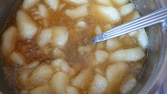 ШАГ 6. медовое мороженое карамельная груша