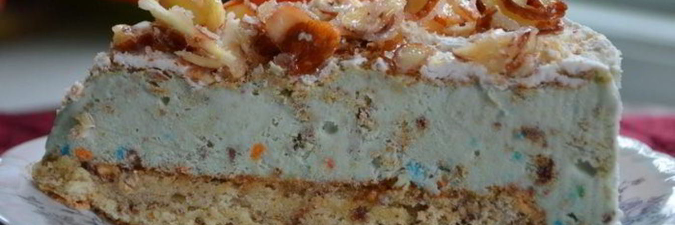 Миндальный хрустящий торт-мороженое