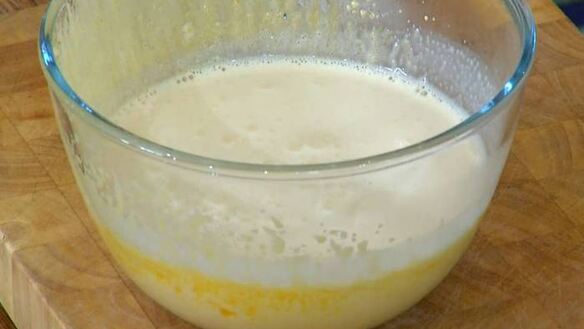 ШАГ 4. мороженое с клубникой