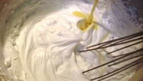 ШАГ 4. мороженое с медом