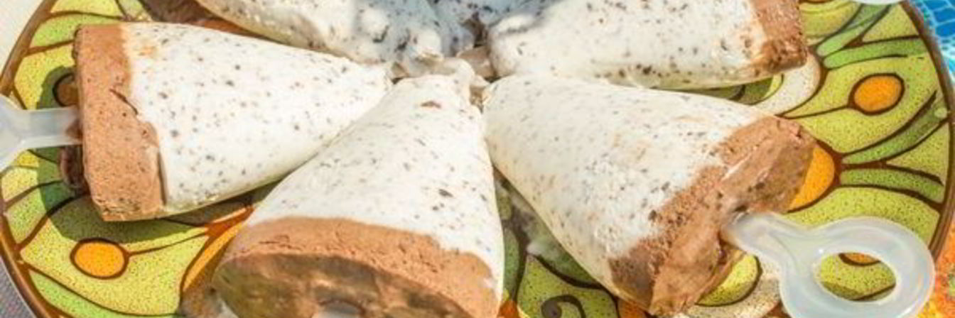 Мороженое с шоколадной крошкой