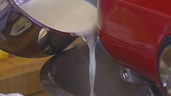 ШАГ 2. мороженое с вялеными фруктами