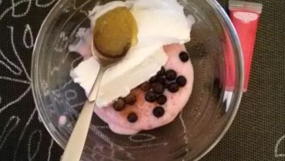 ШАГ 2. пюре-мороженое с желе из хрена и яблок под медово-мятным соусом