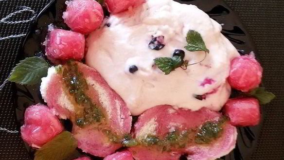 ШАГ 3. пюре-мороженое с желе из хрена и яблок под медово-мятным соусом