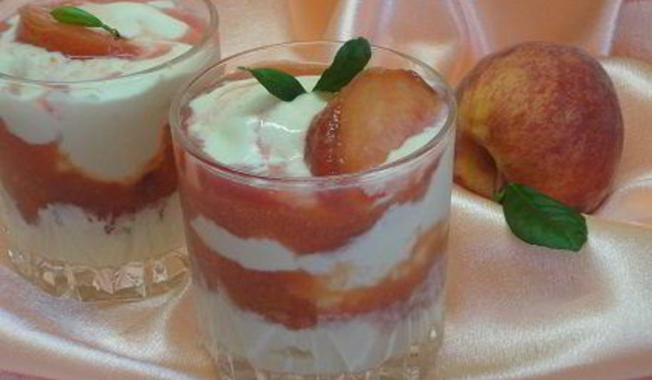 Рецепт ванильное мороженое с персиками