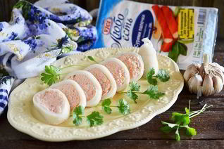 Кальмар, фаршированный крабовым муссом