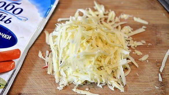 ШАГ 3. кальмар, фаршированный крабовым муссом