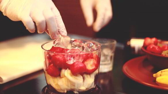 ШАГ 2. мусс из клубники и бананов