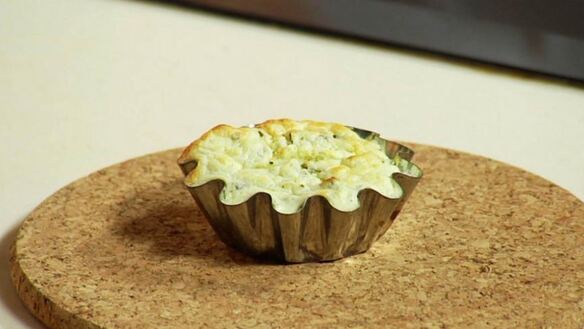 ШАГ 5. мусс из козьего сыра и цукини