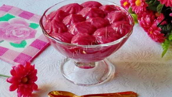 ШАГ 12. мусс из малины и ежевики