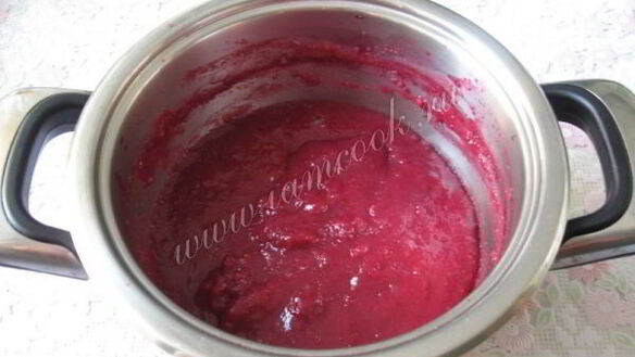 ШАГ 10. мусс из малины и ежевики